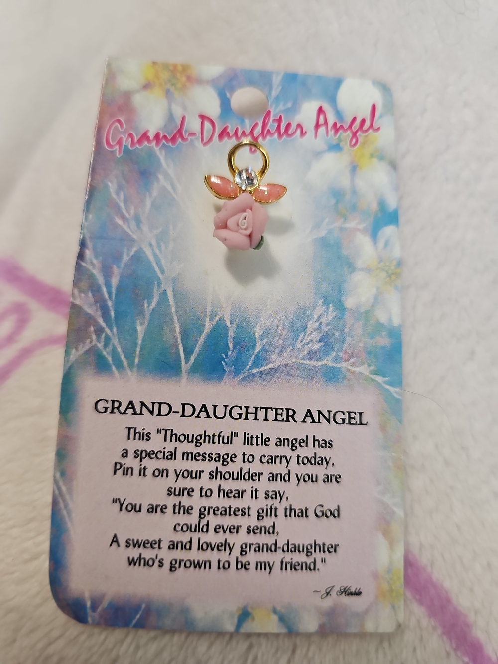 Thoughtful Little Angels Granddaughter Angel Pin - Picture 5 of 6